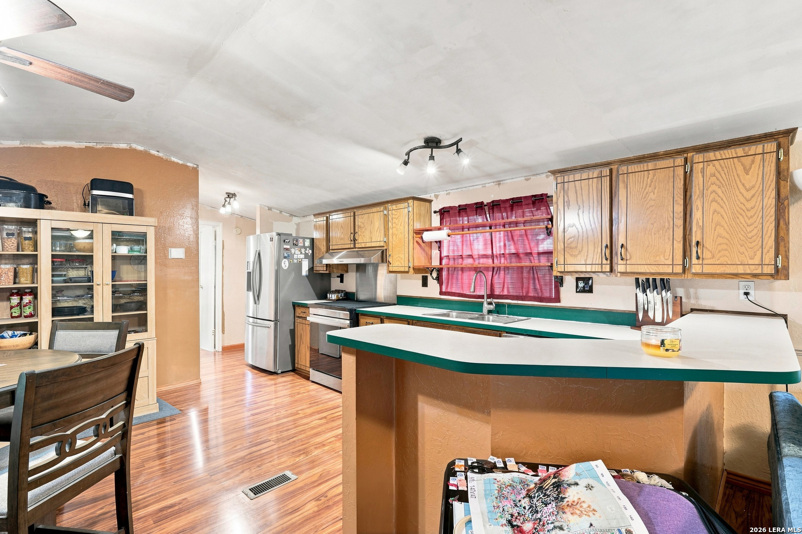 main property photo 15