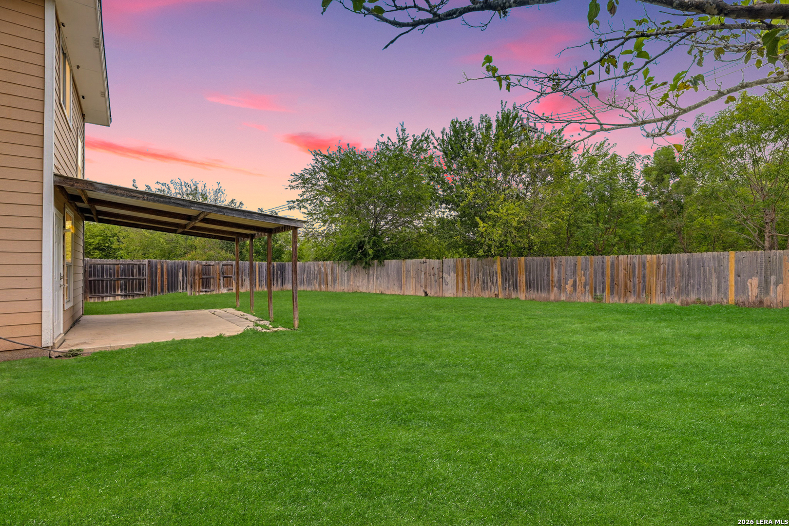main property photo 3