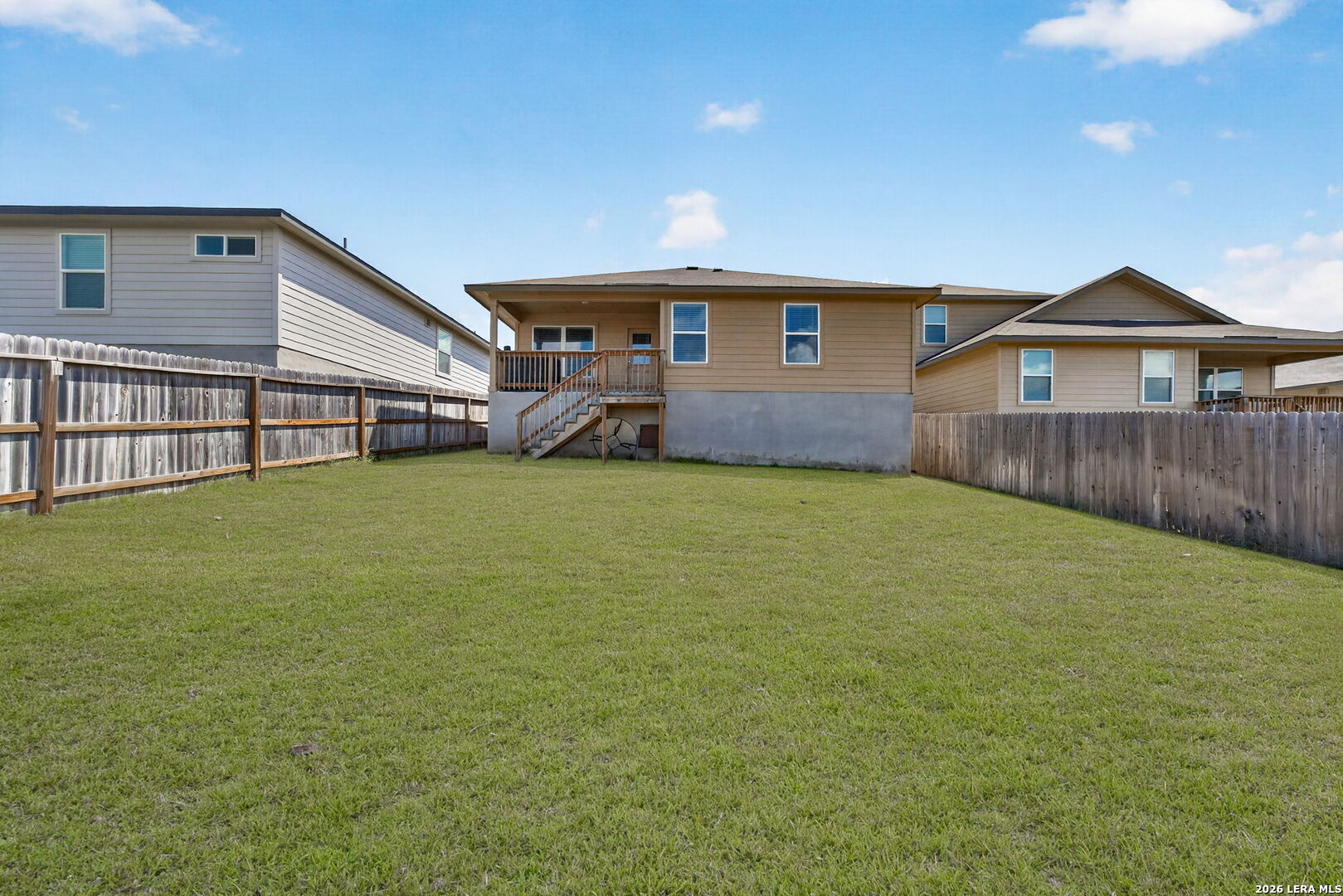 main property photo 27