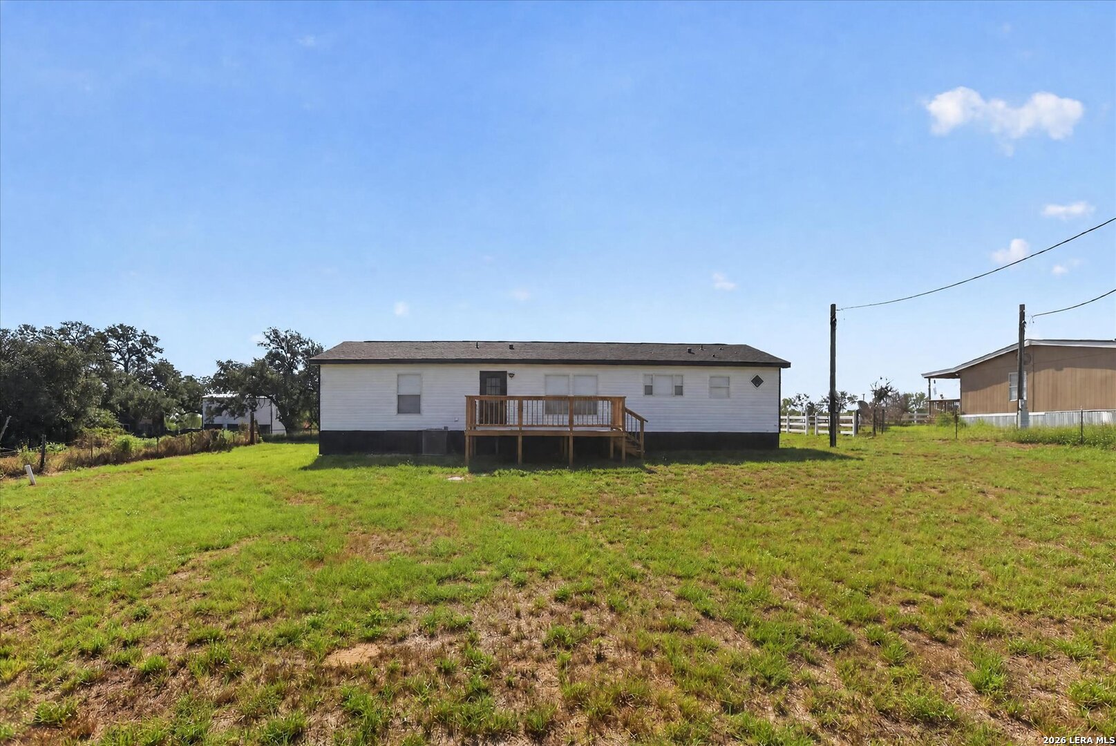 main property photo 37