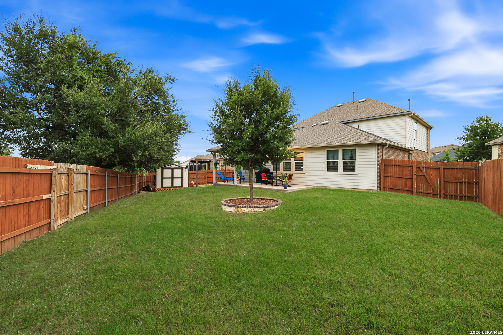 main property photo 32