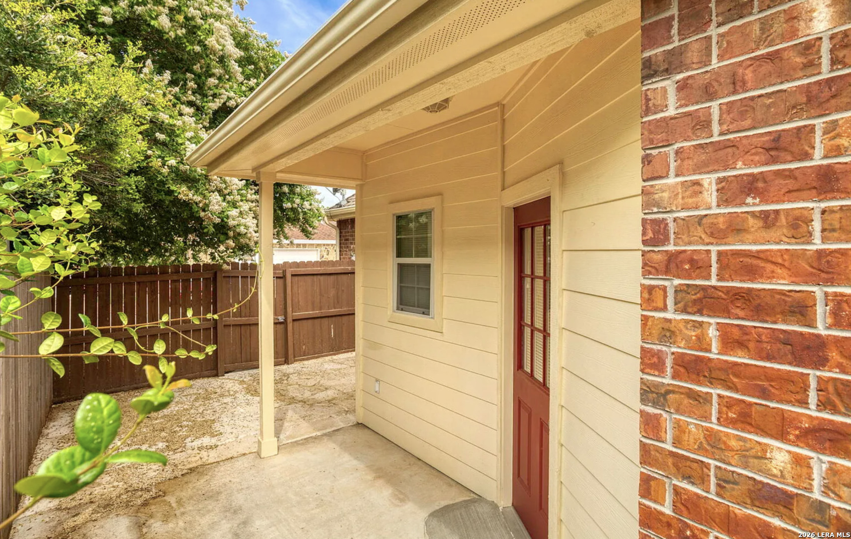 main property photo 20