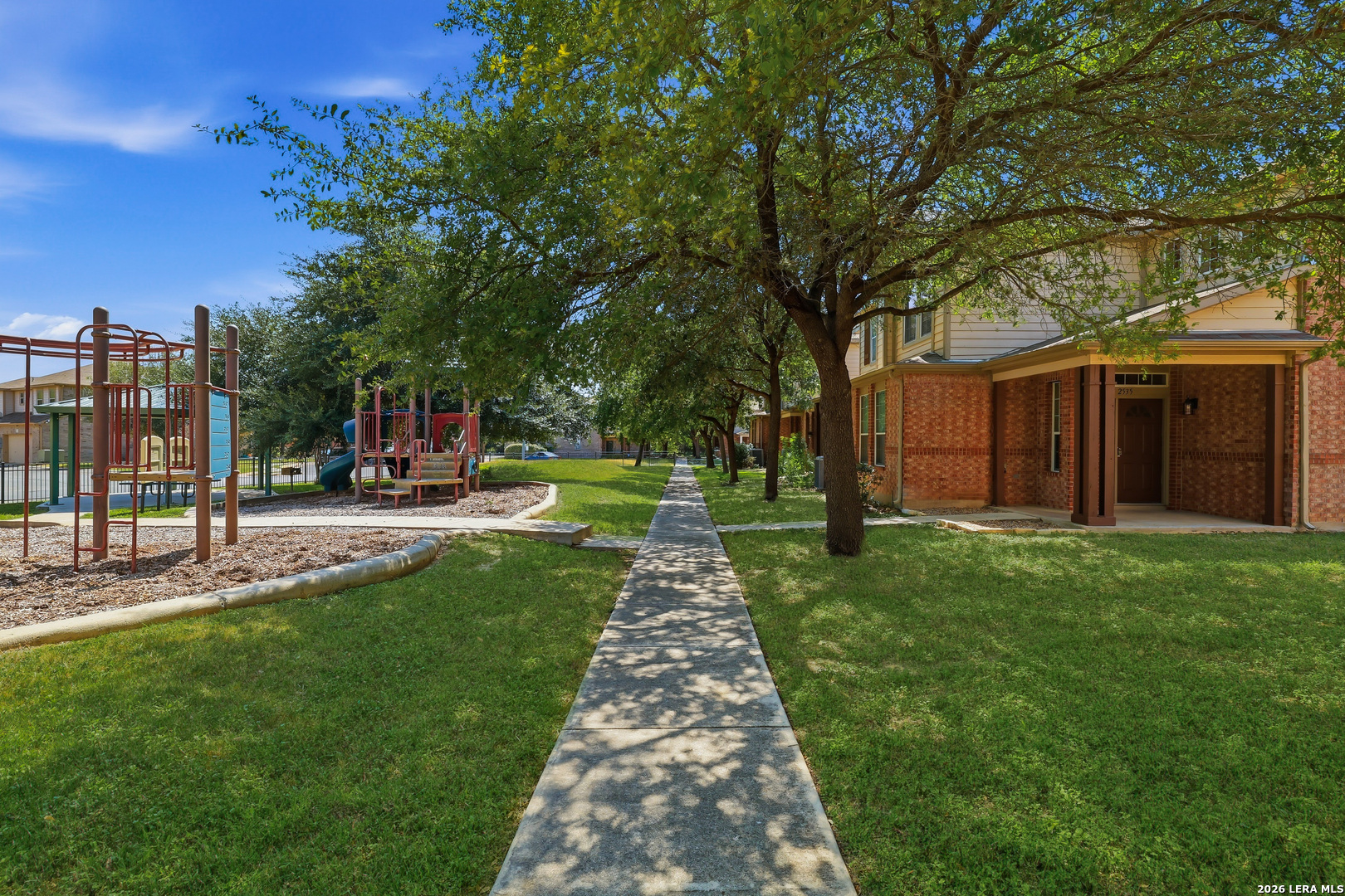 main property photo 22