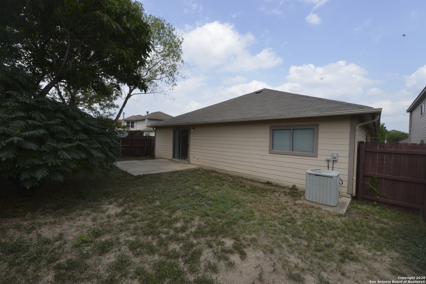 main property photo 15