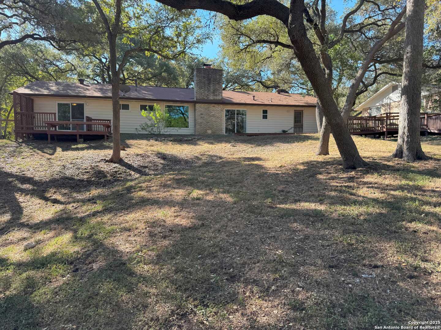 main property photo 21