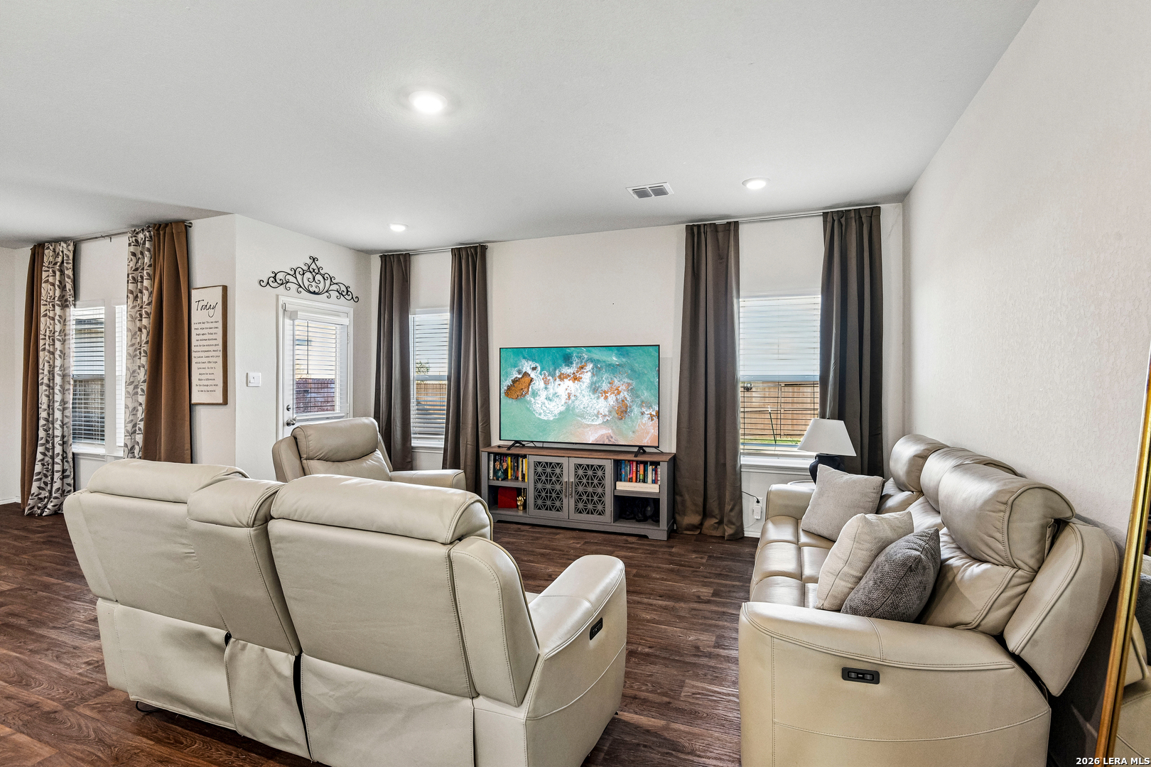 main property photo 57