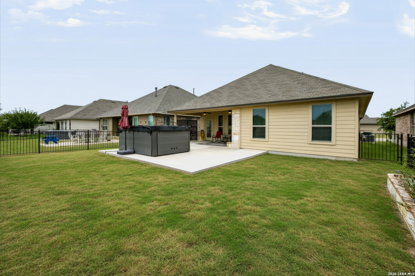 main property photo 19