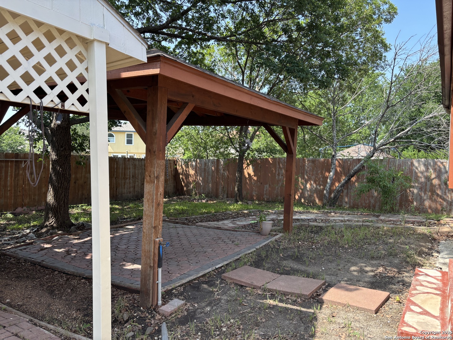 main property photo 21