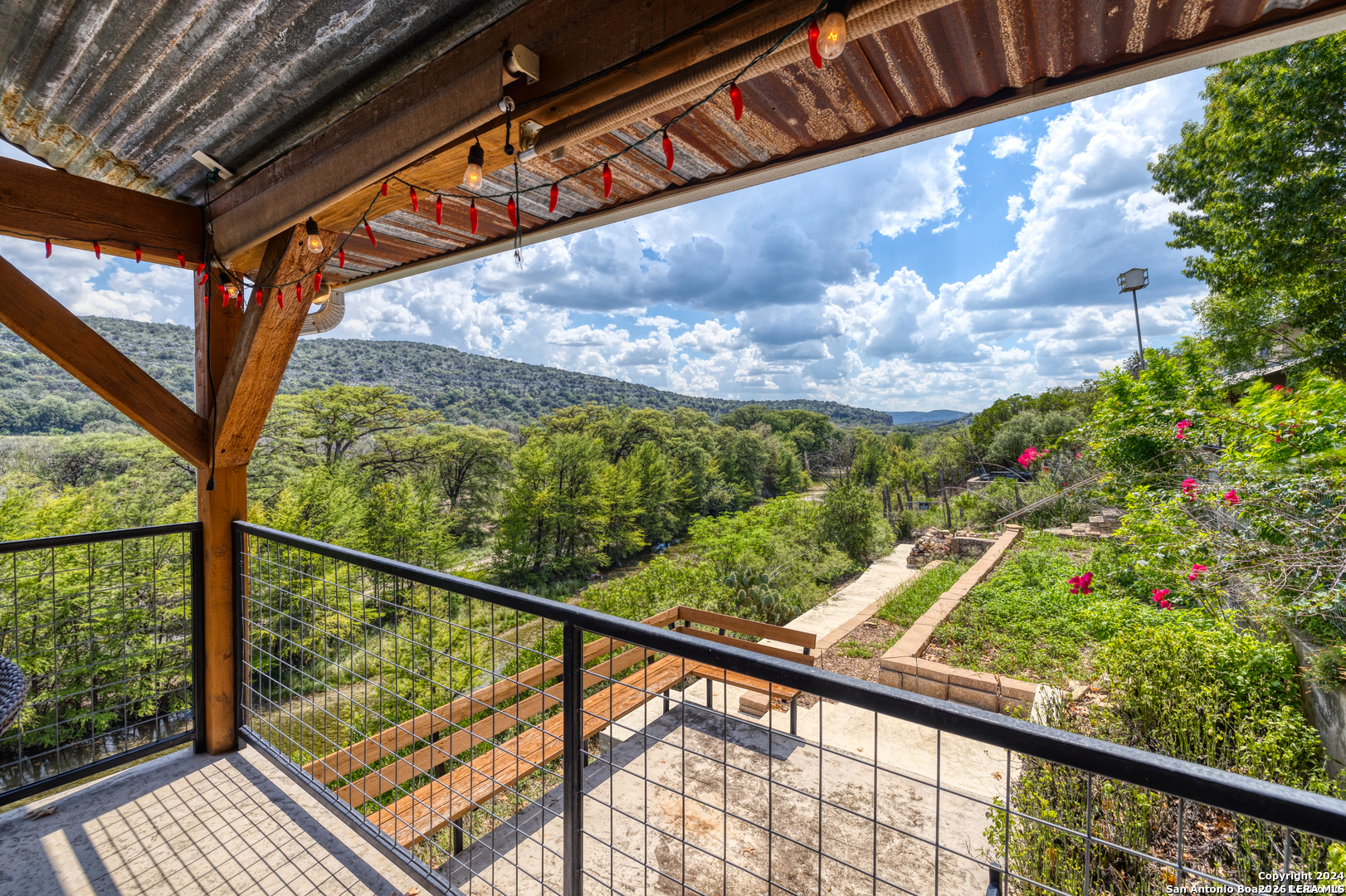 main property photo 34