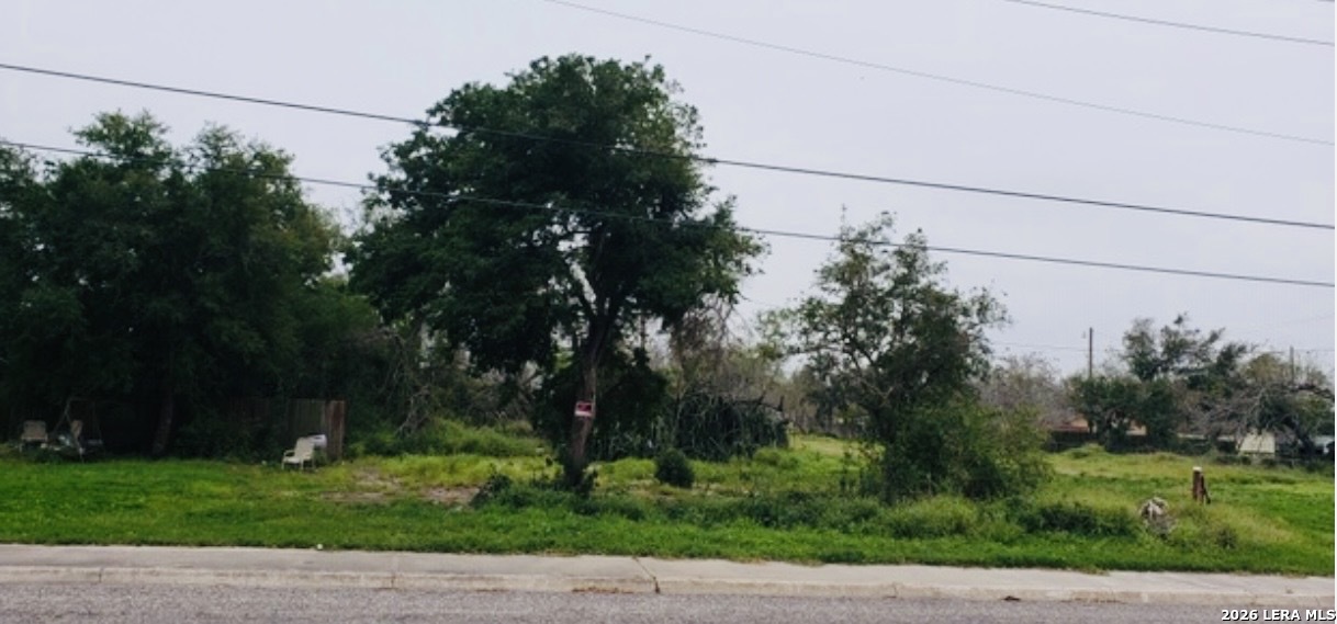 main property photo 11