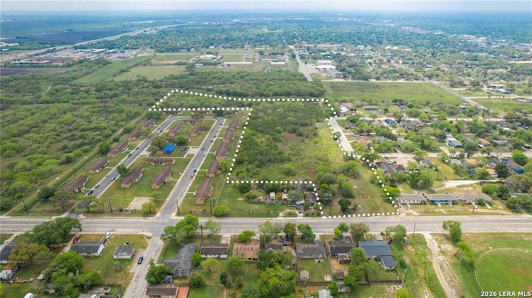 main property photo 7