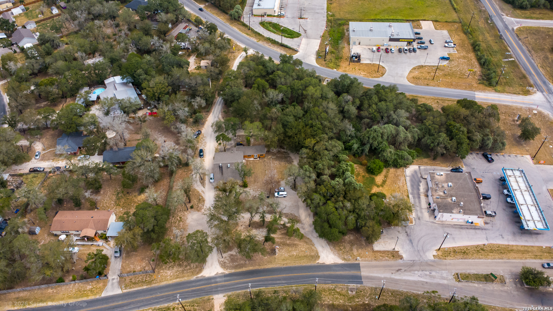 main property photo 39