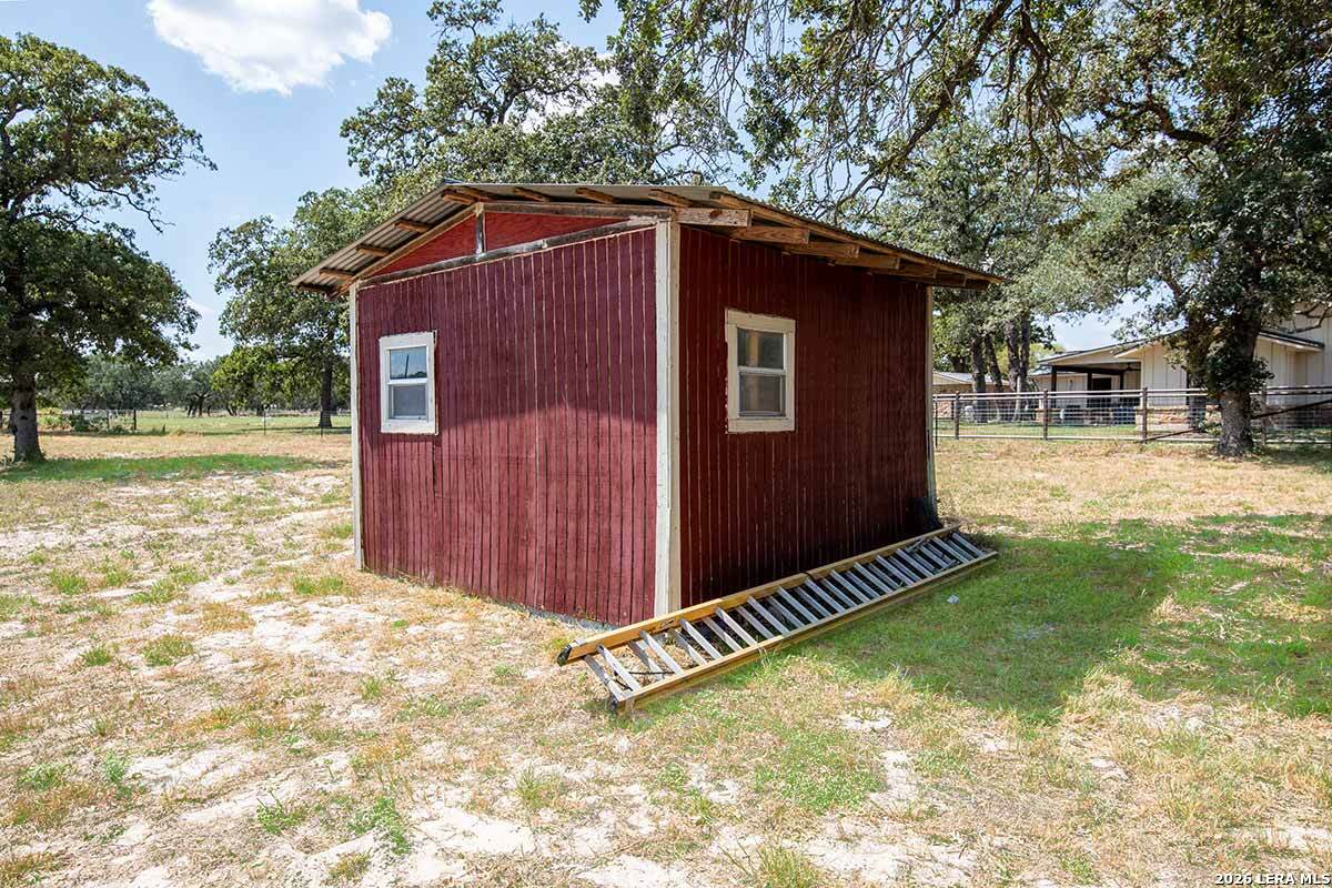 main property photo 37