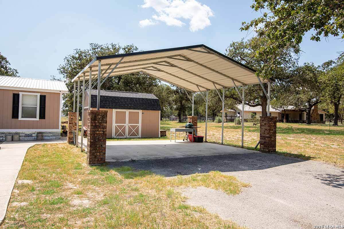 main property photo 38