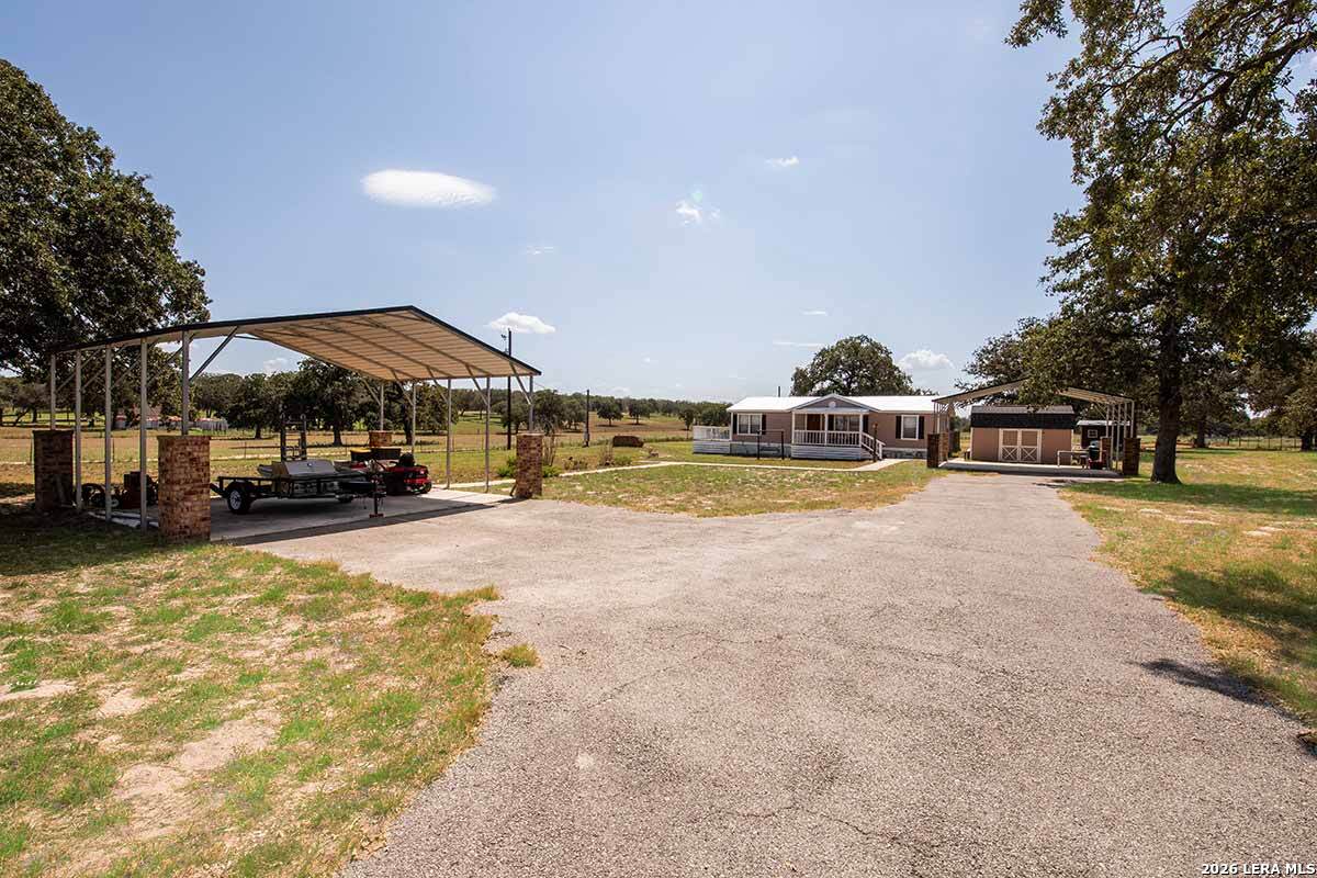 main property photo 4