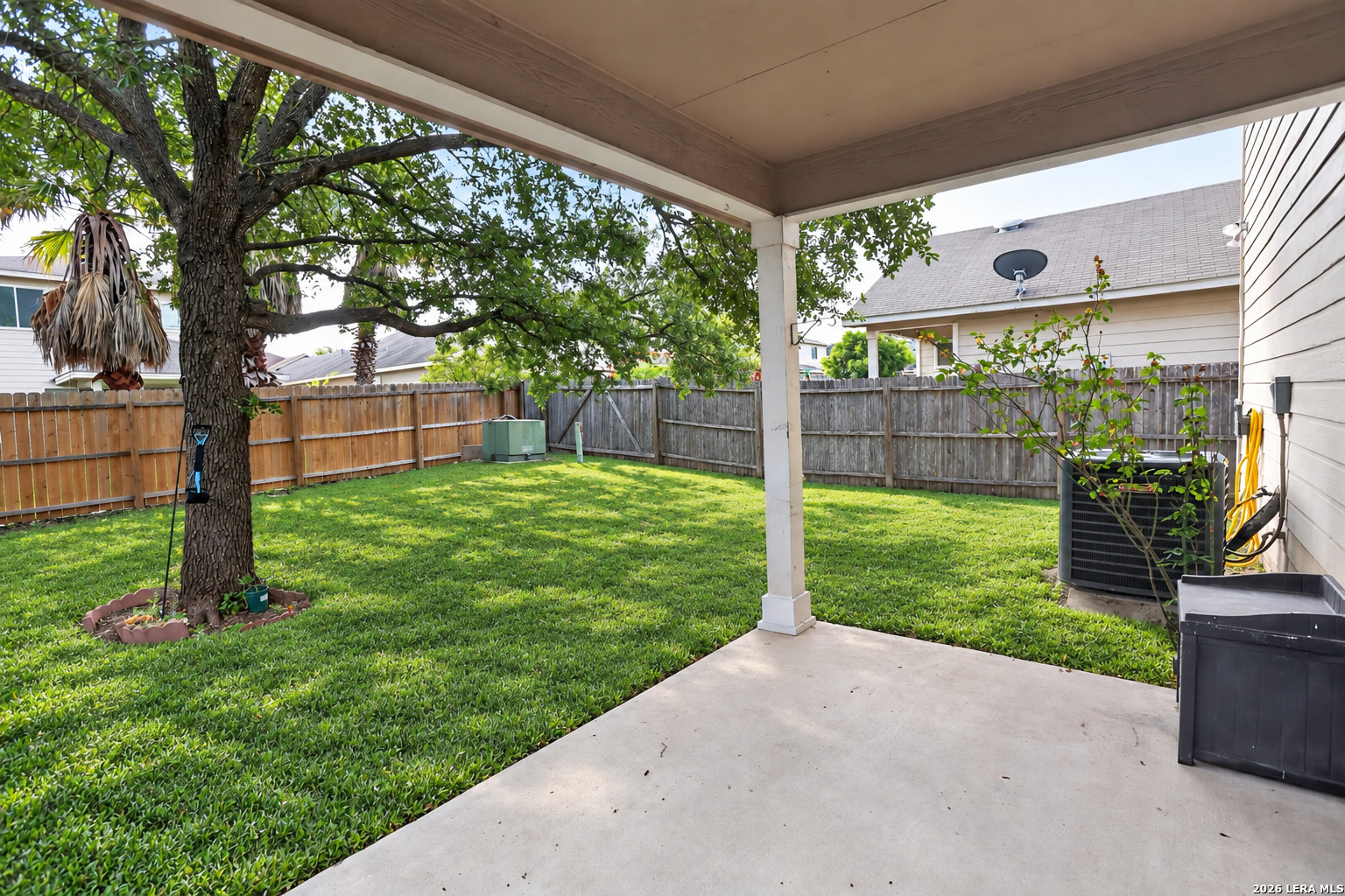 main property photo 16