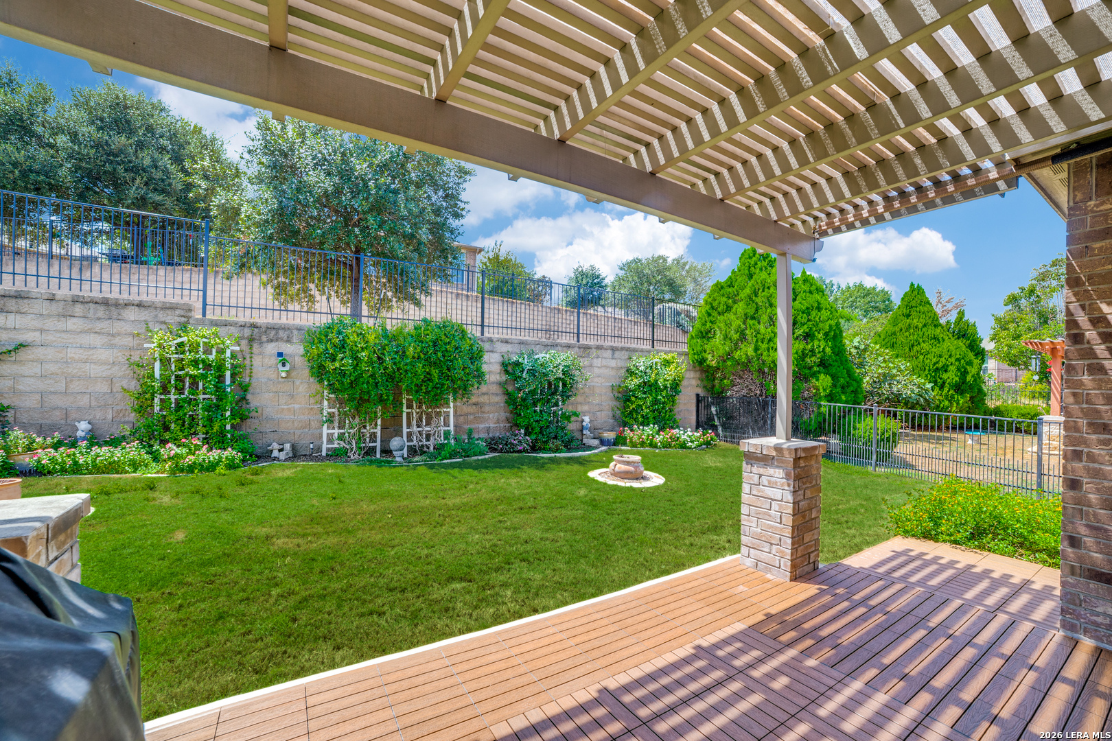 main property photo 34