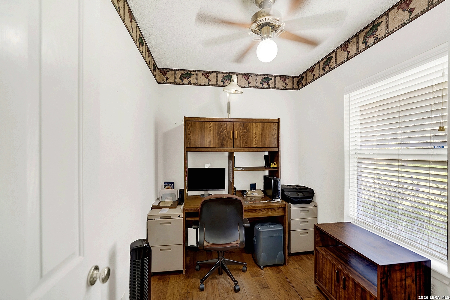 main property photo 20