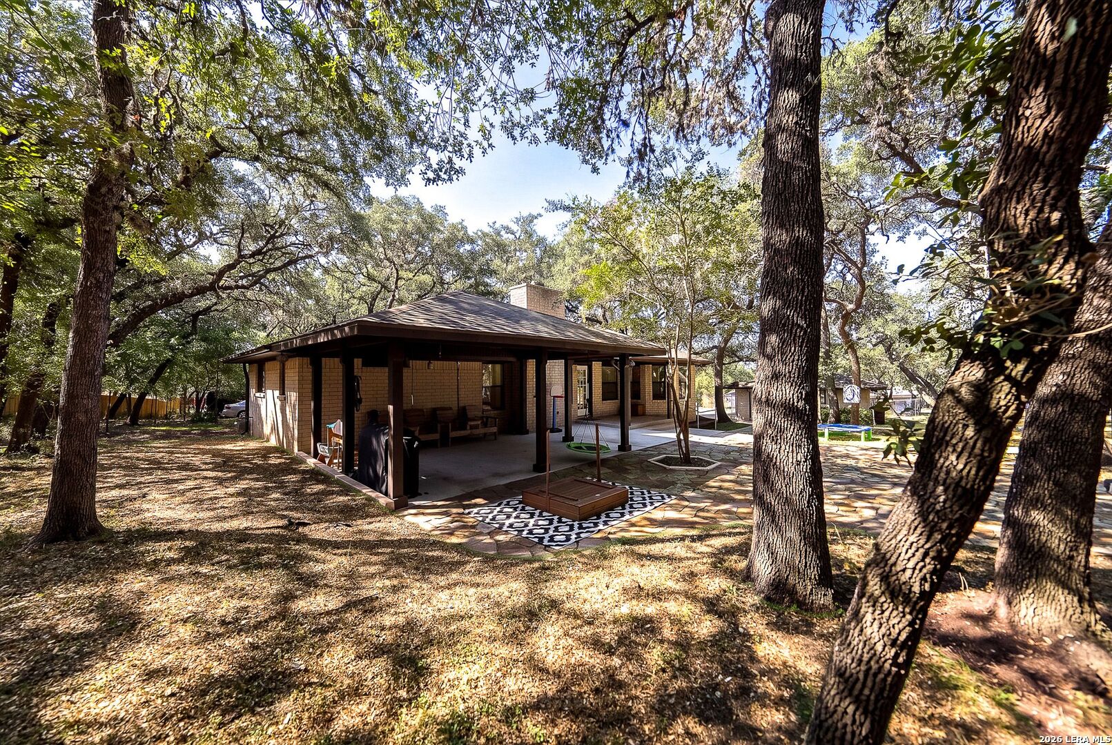 main property photo 36