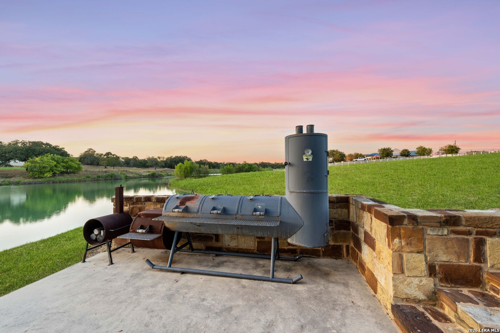 main property photo 44