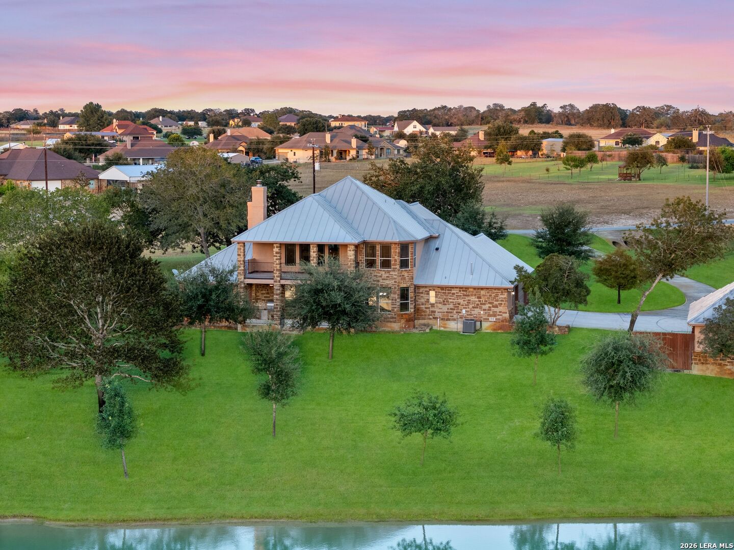 main property photo 49