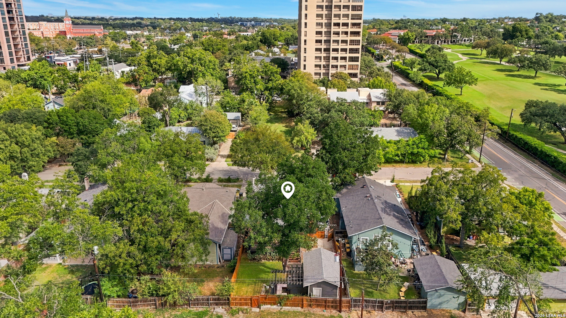 main property photo 32