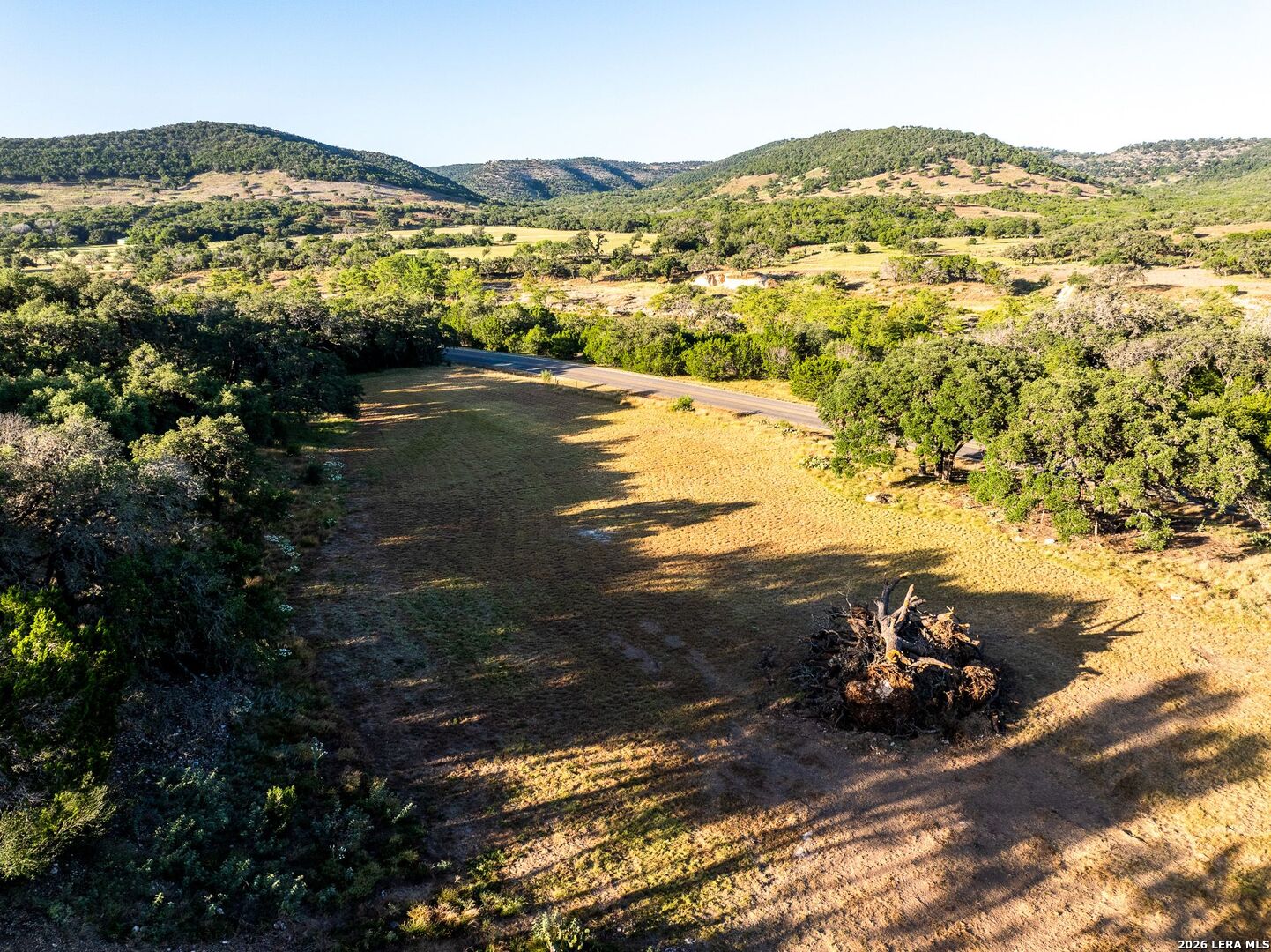 main property photo 34