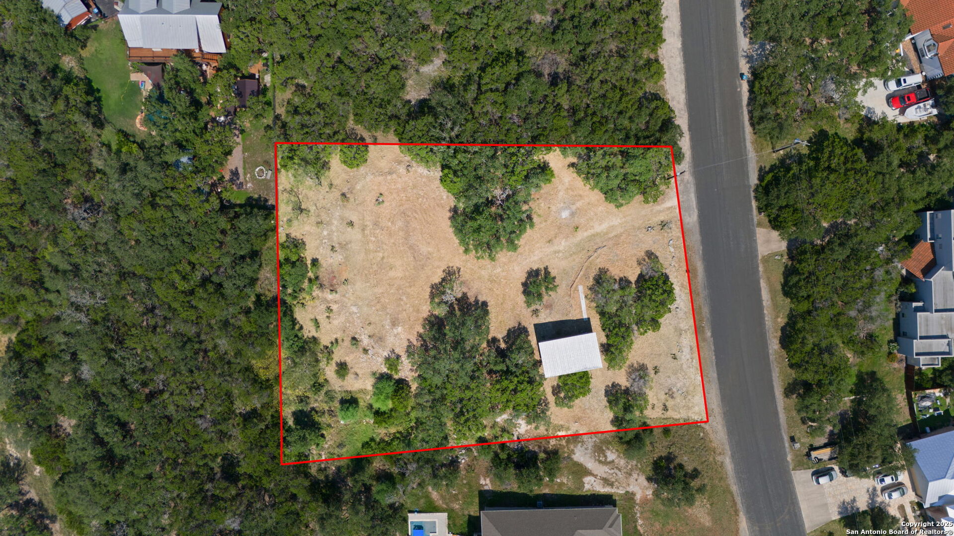 main property photo 12