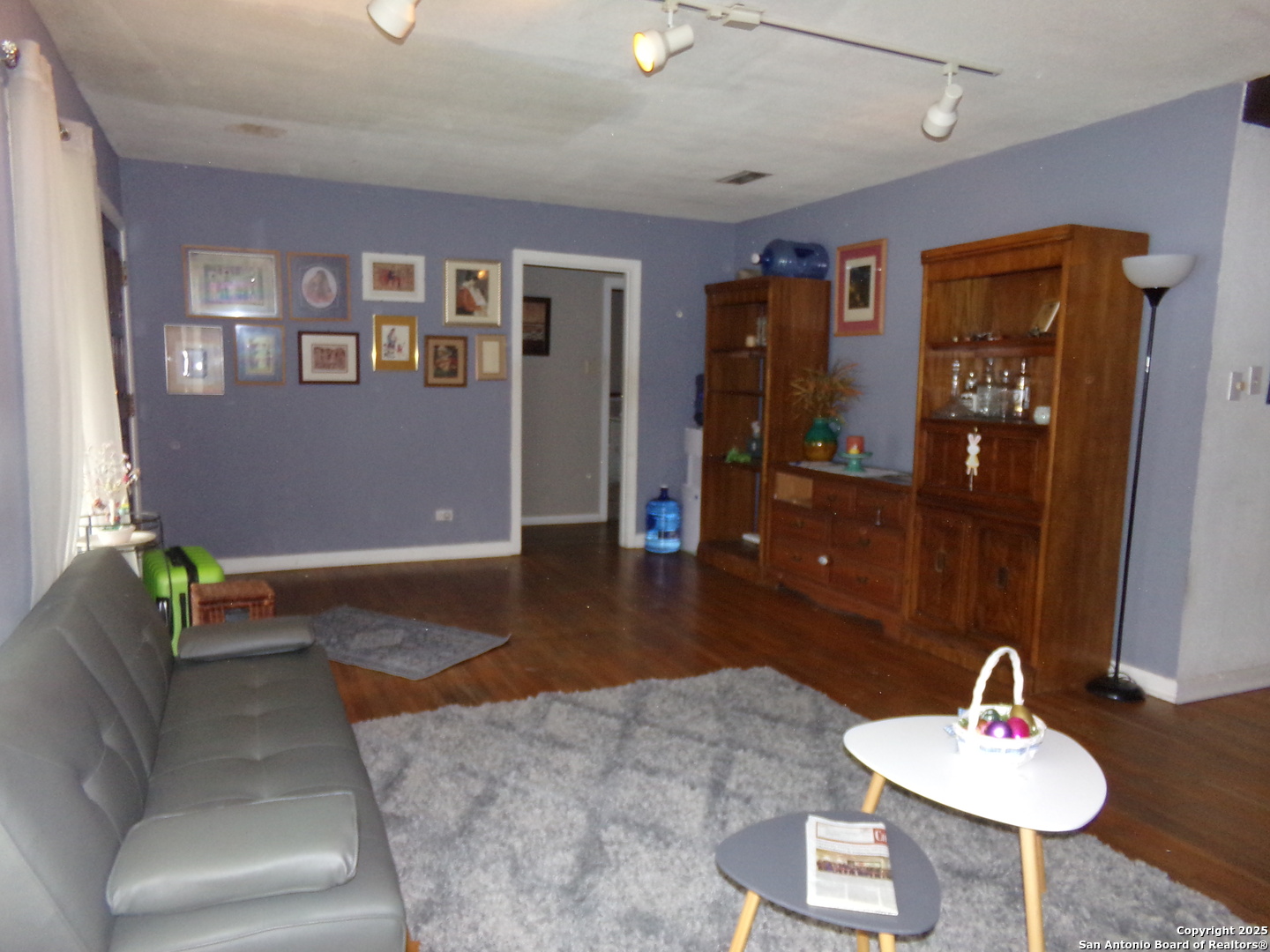 main property photo 2