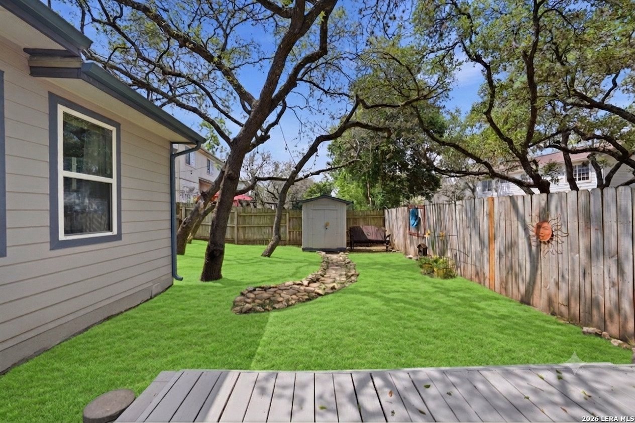 main property photo 31