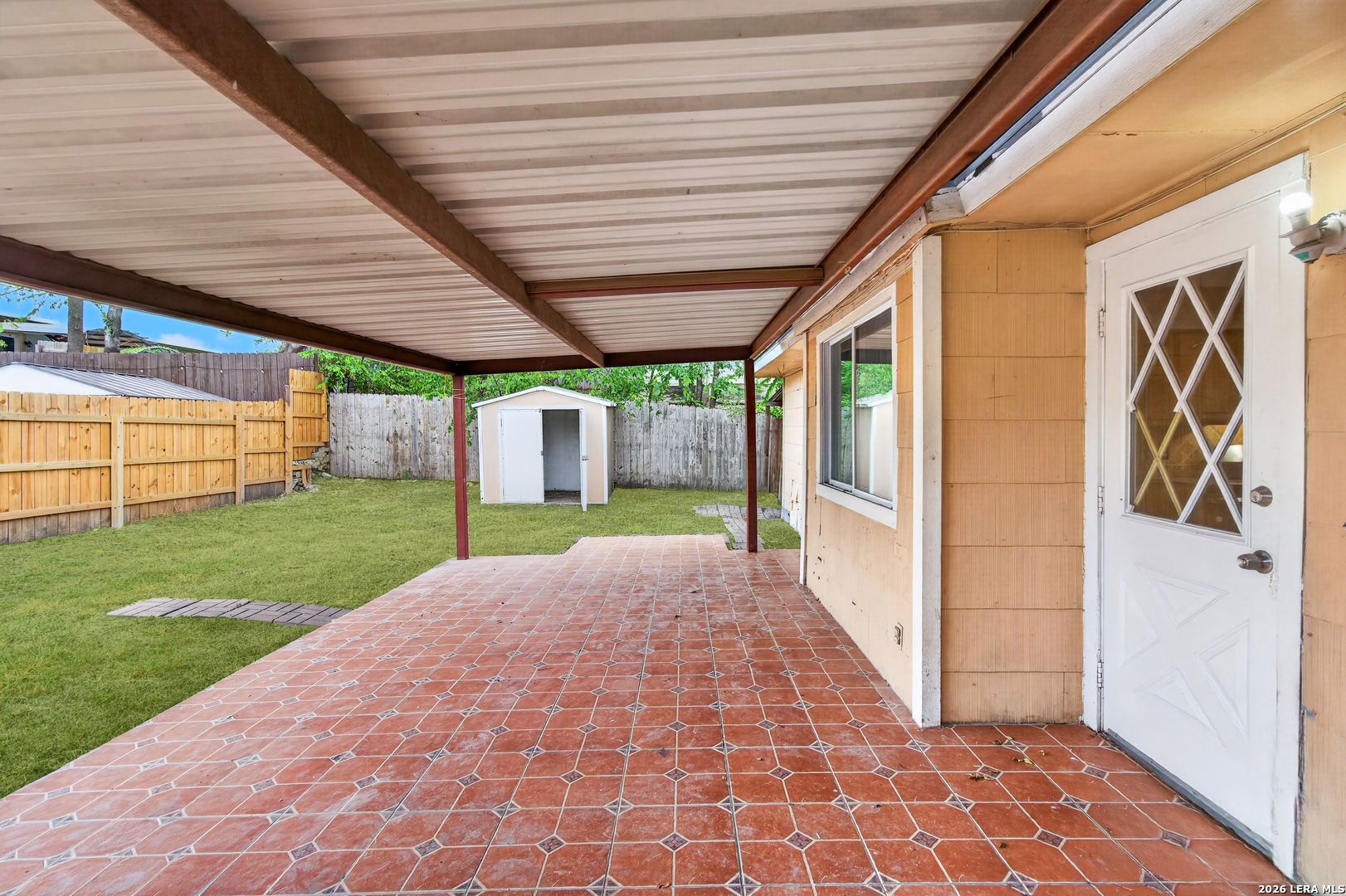 main property photo 27