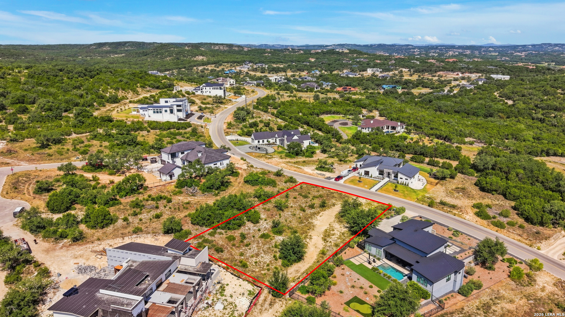 main property photo 10