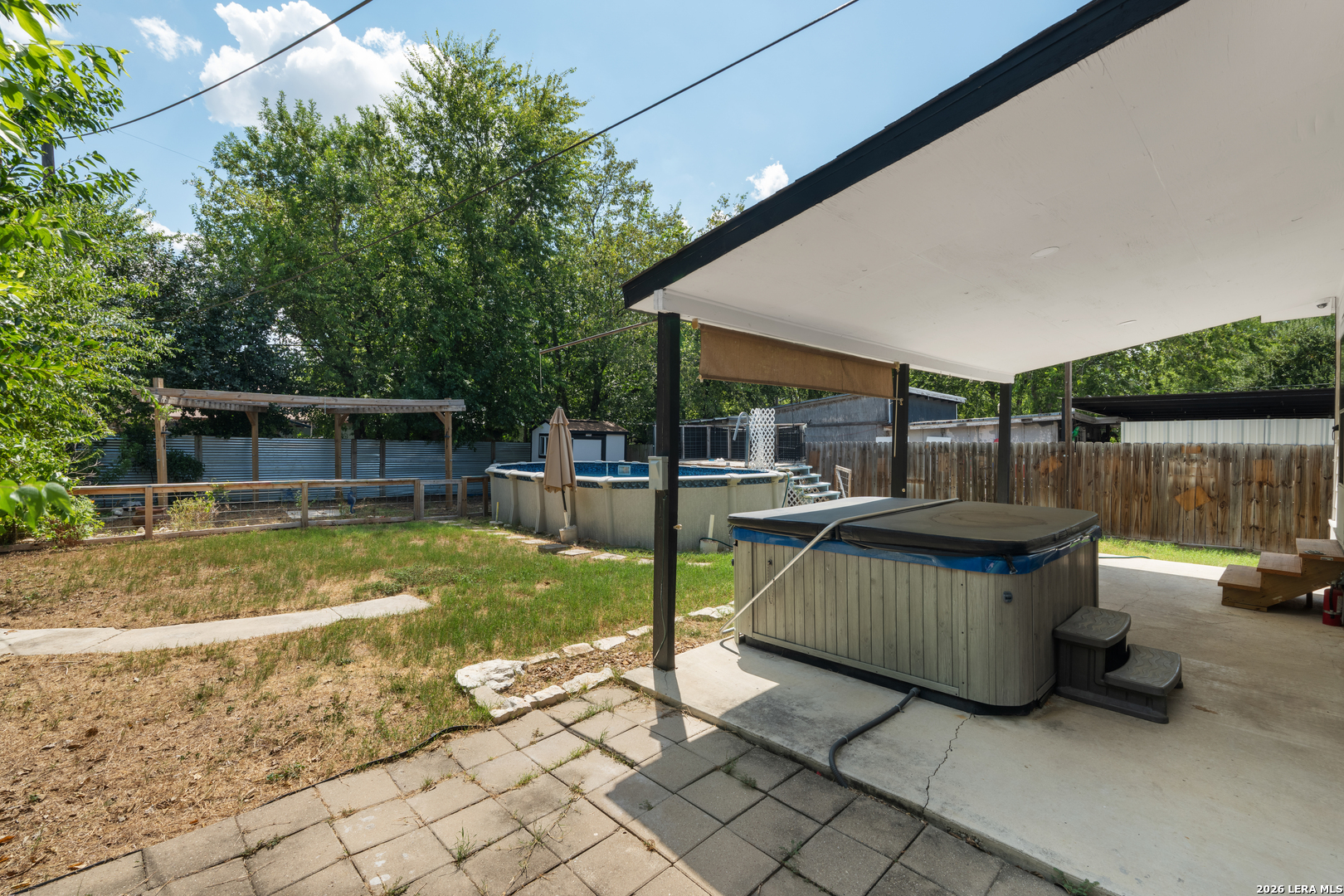 main property photo 21