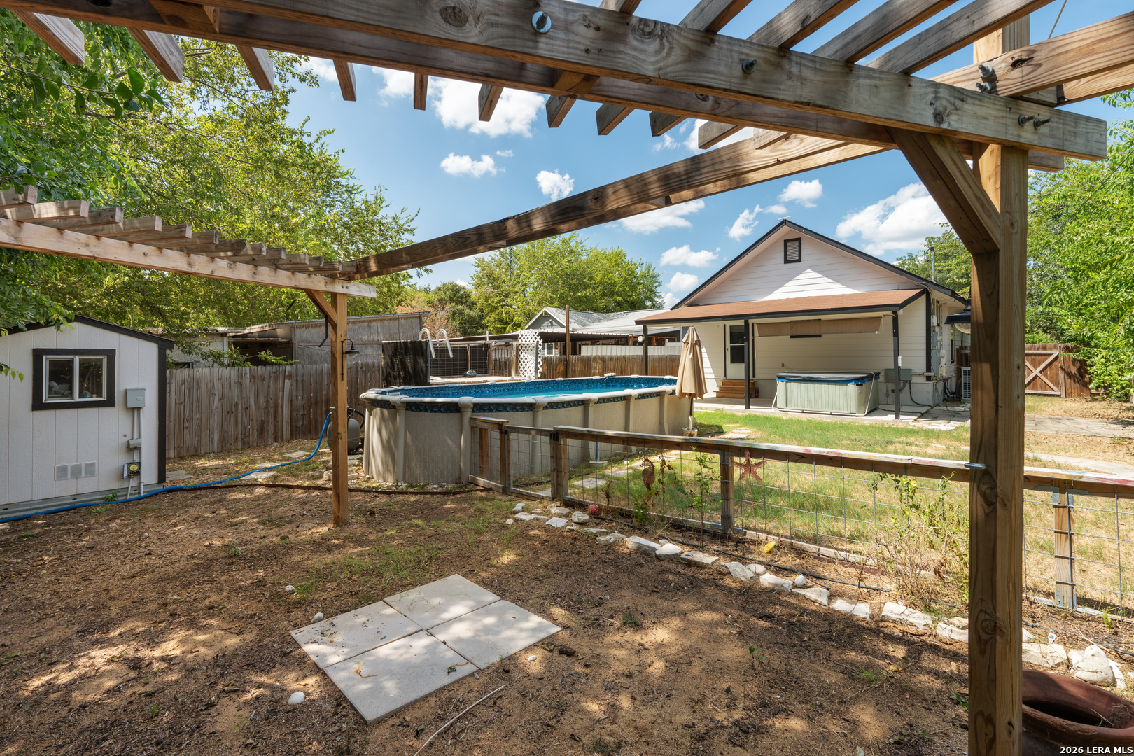 main property photo 22