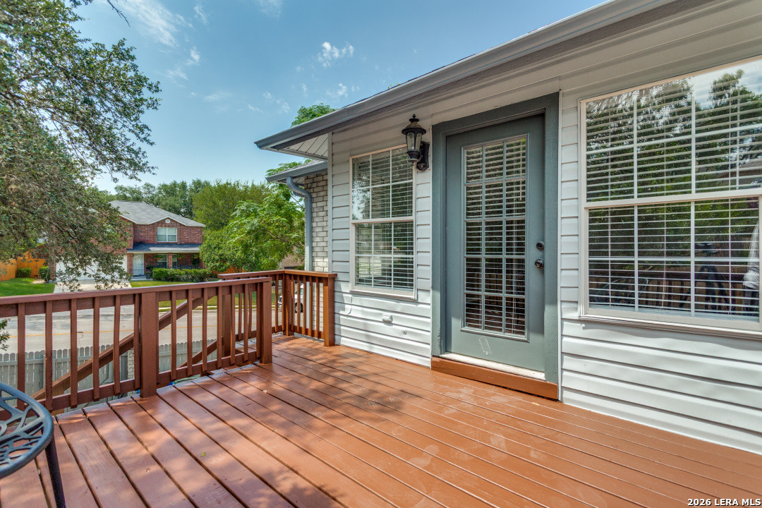 main property photo 28