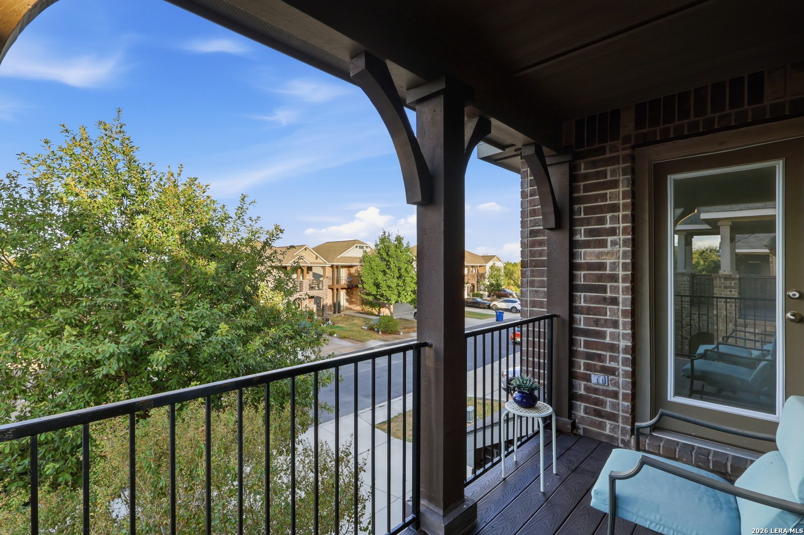 main property photo 30
