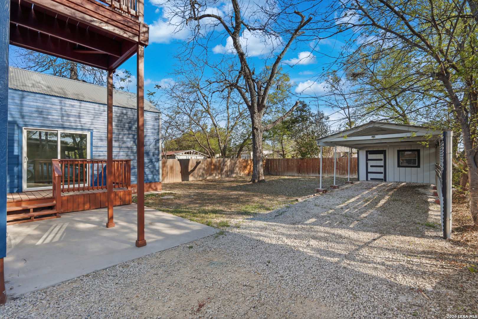 main property photo 19