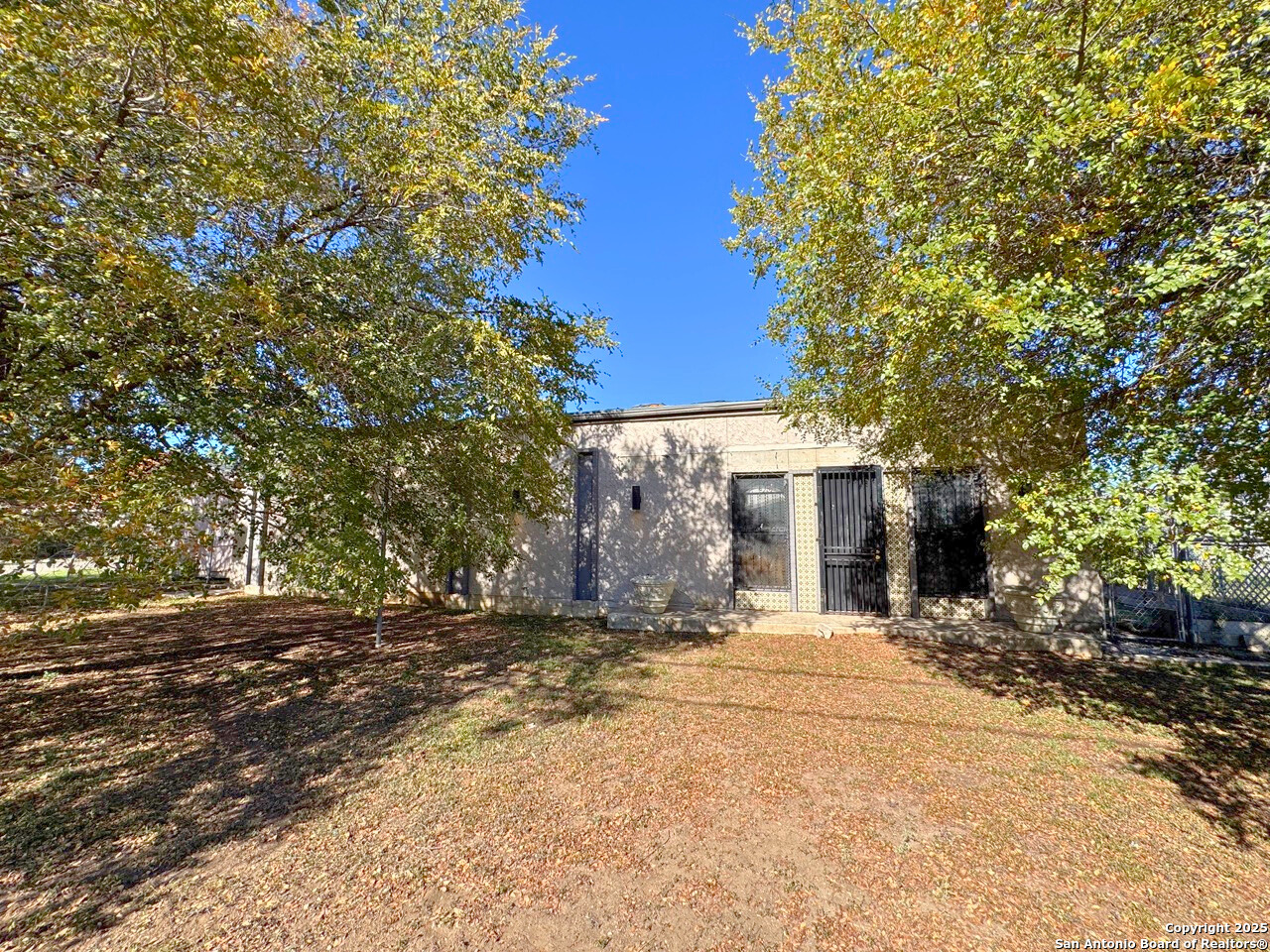 main property photo 2