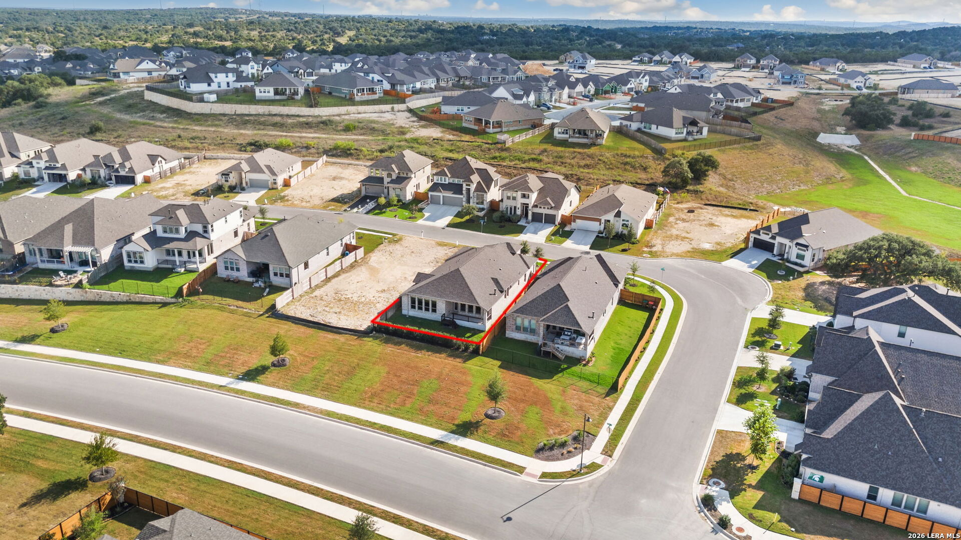 main property photo 41
