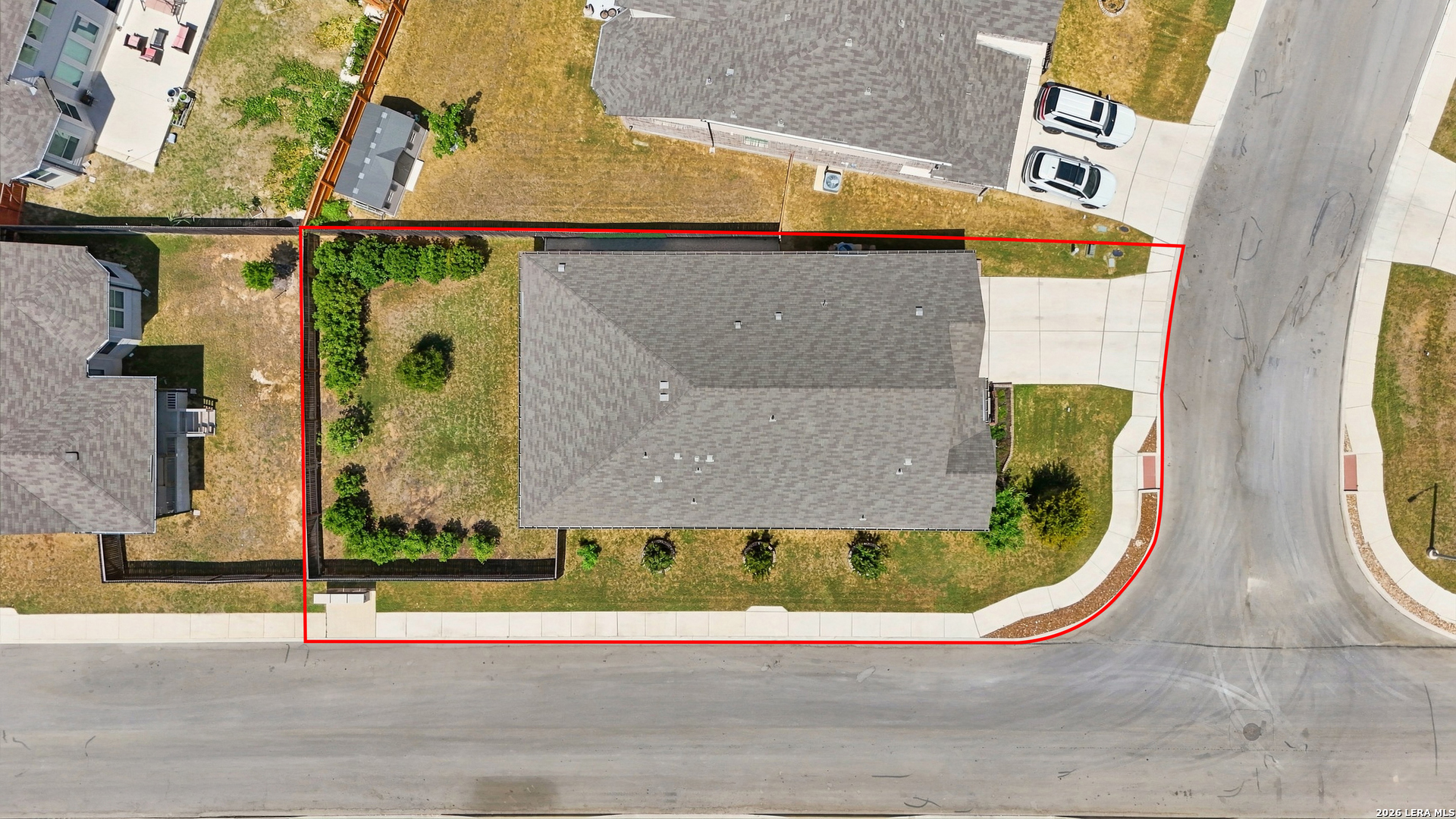 main property photo 21