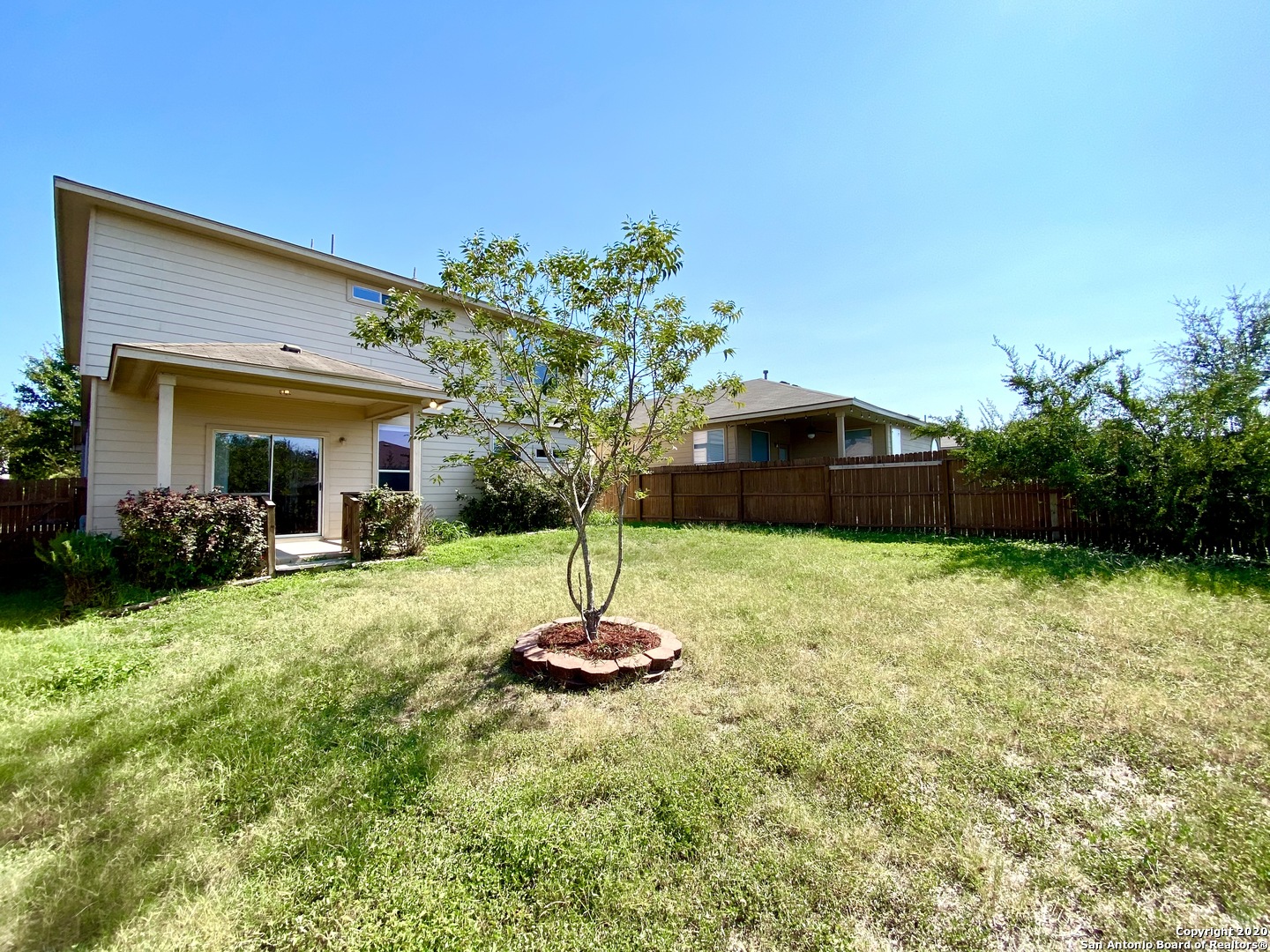 main property photo 24