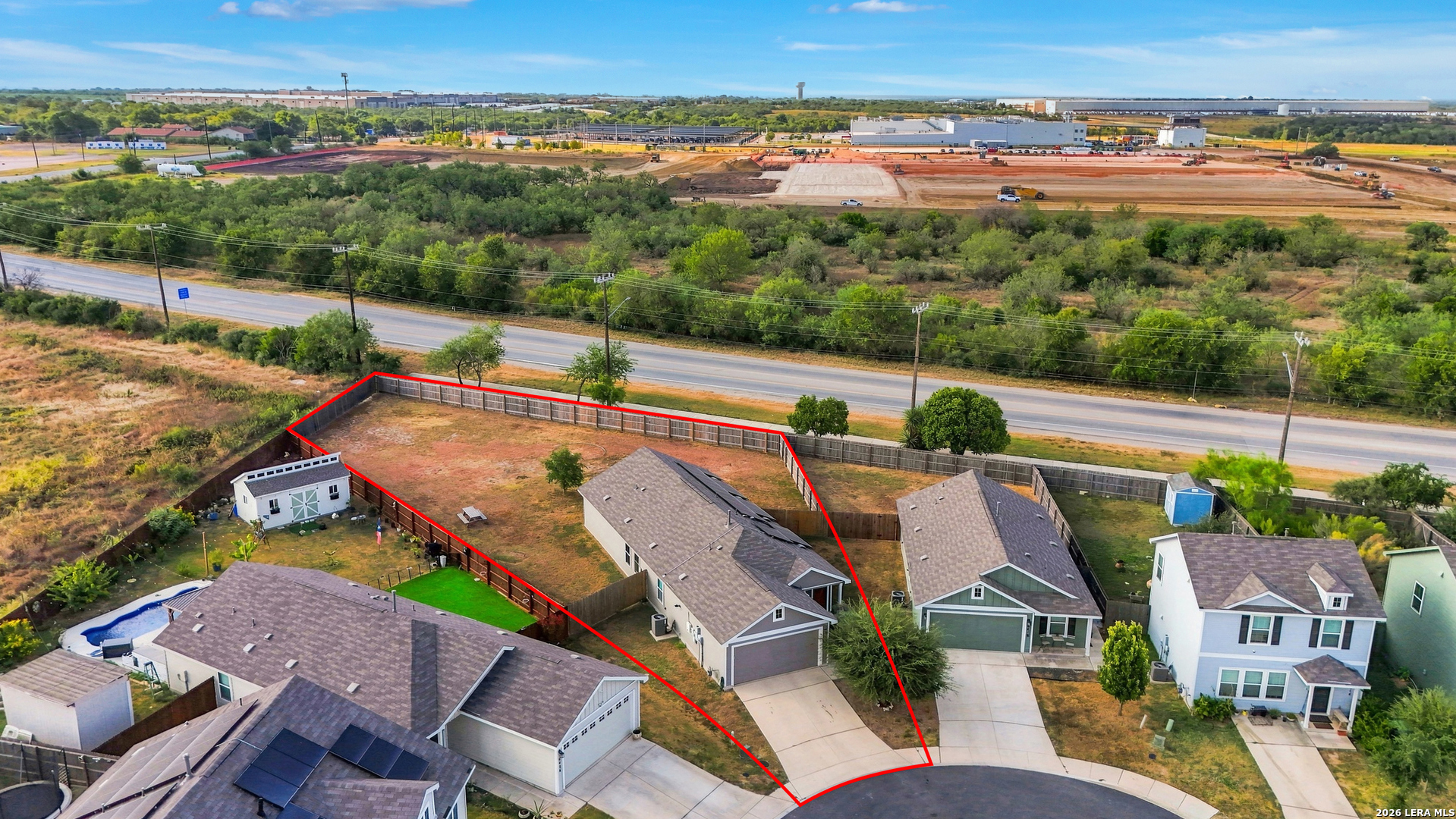 main property photo 34