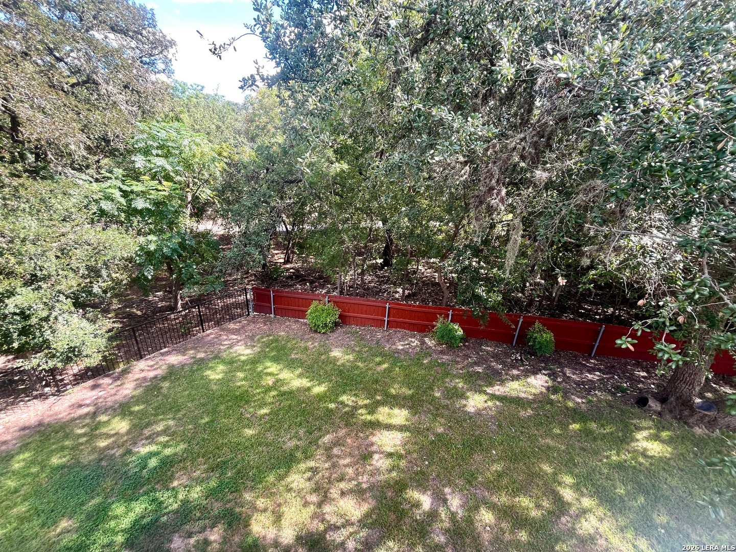 main property photo 34