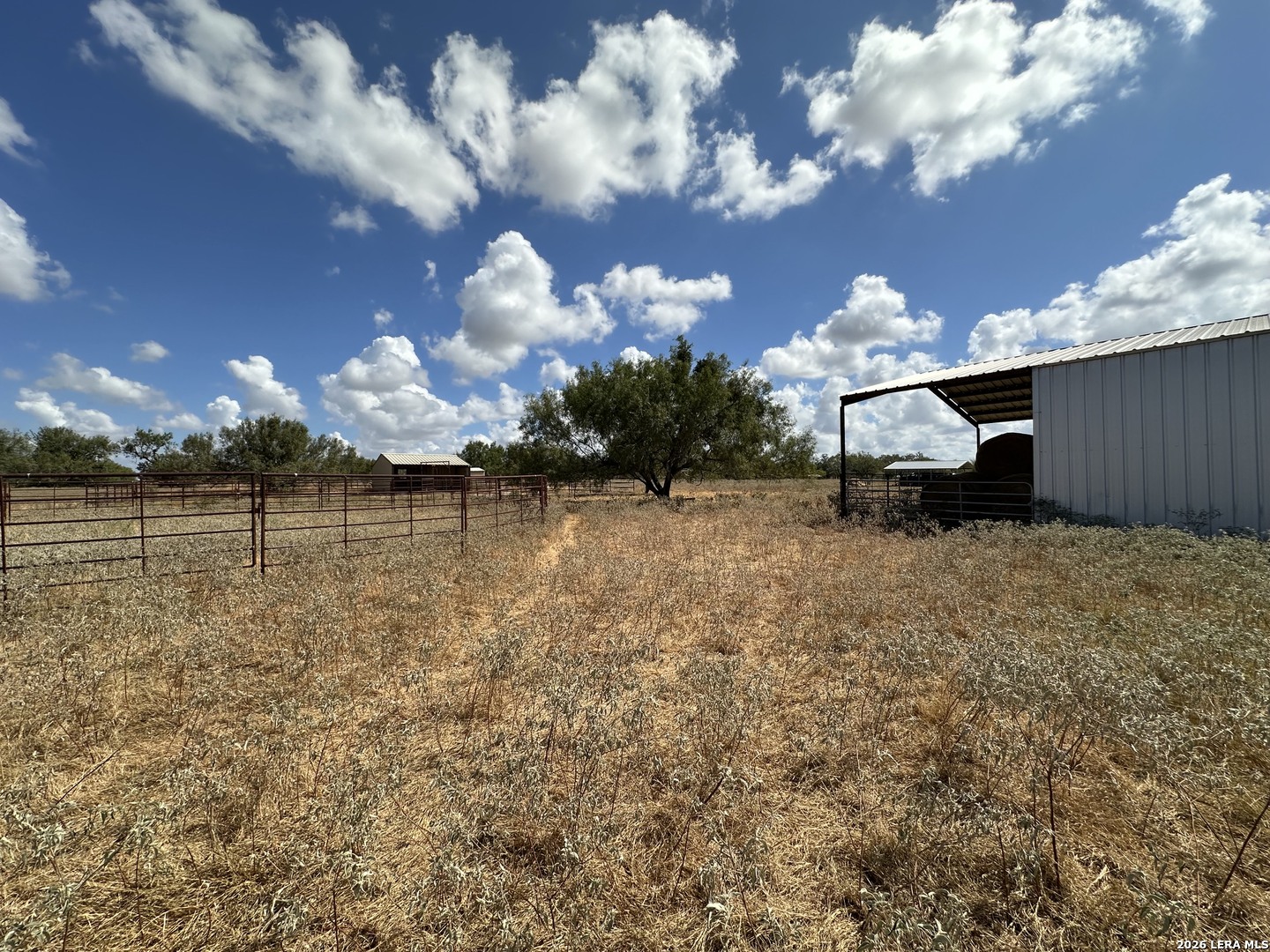 main property photo 27