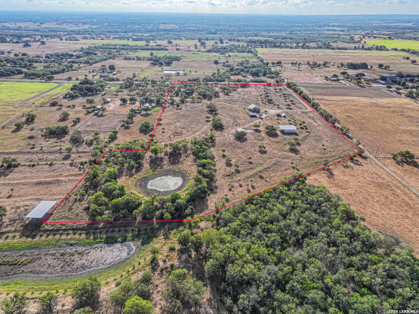 main property photo 31