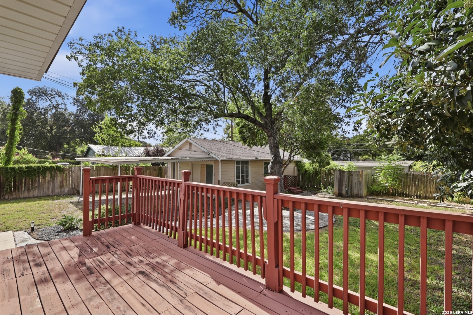 main property photo 35