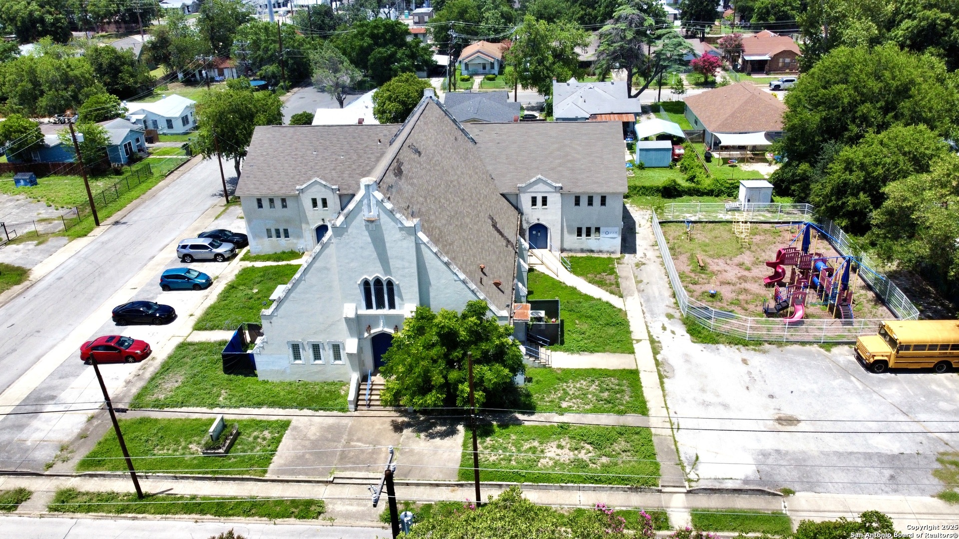 main property photo 1