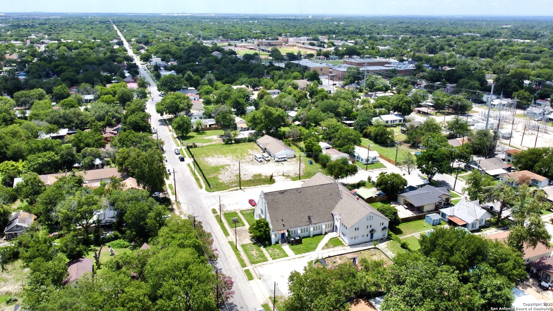 main property photo 4