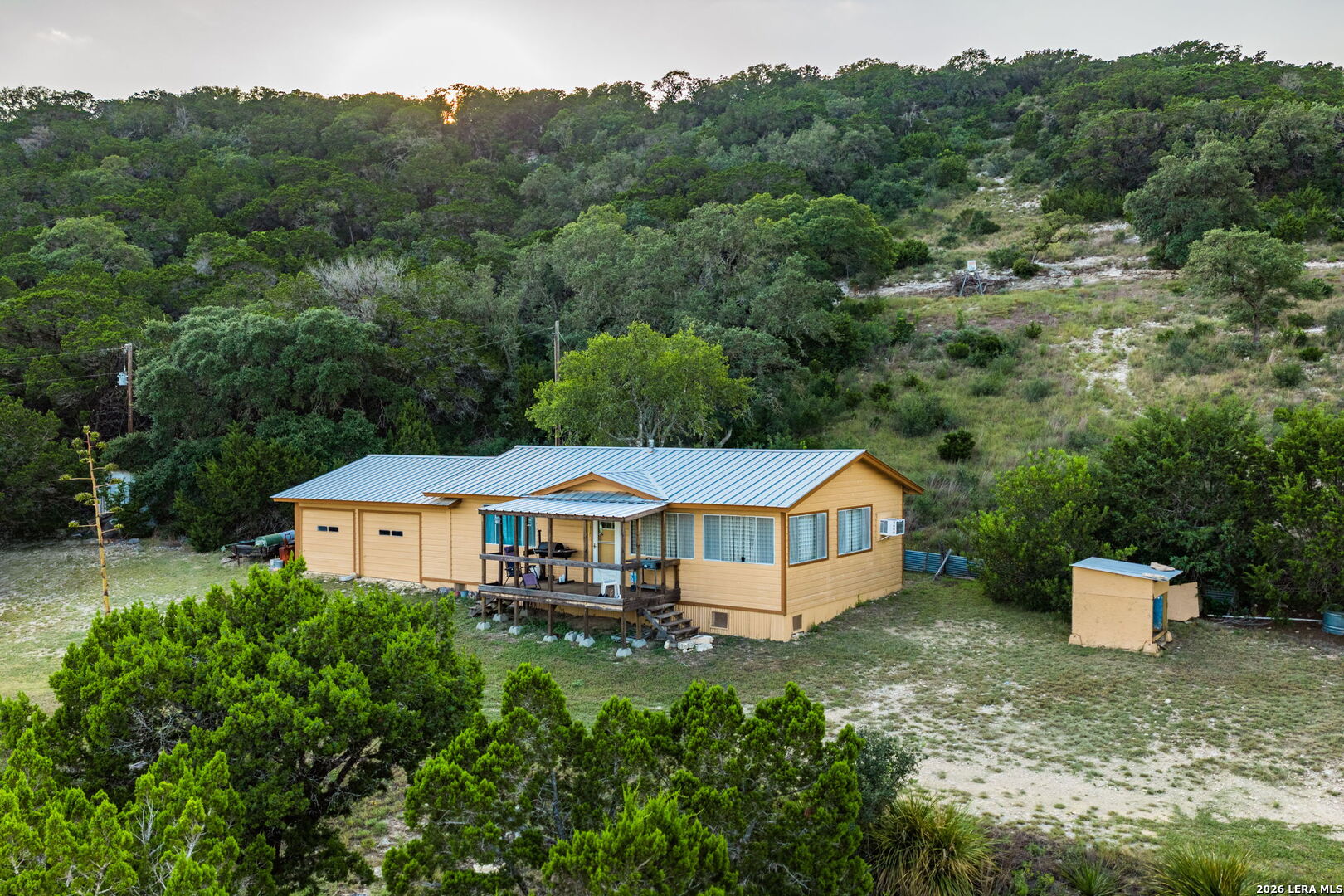 main property photo 34
