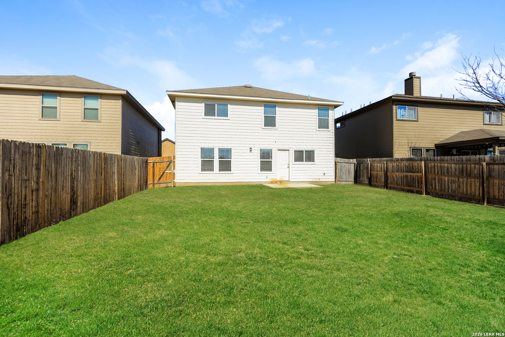 main property photo 14